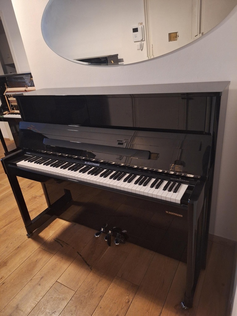 W.Hoffmann Piano P120, schwarz poliert, neuwertig