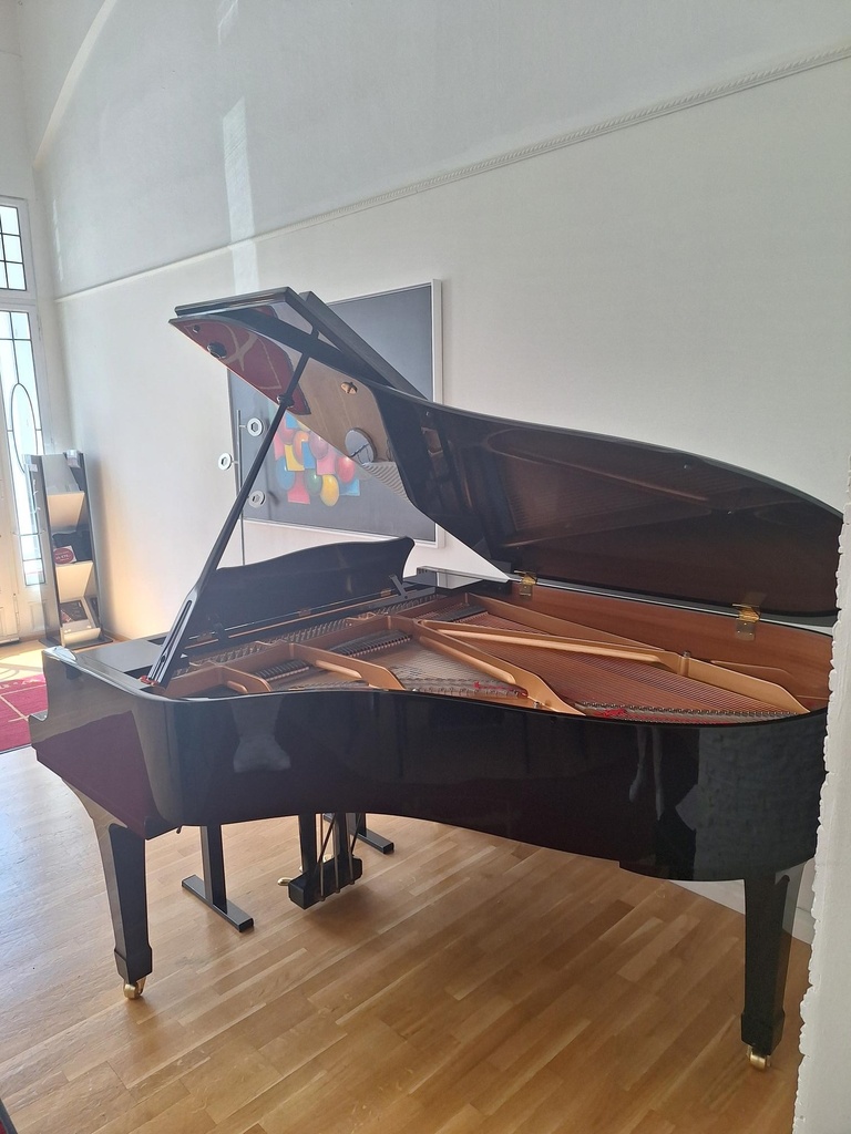 Yamaha Flügel C3, Baujahr 2000, schwarz poliert