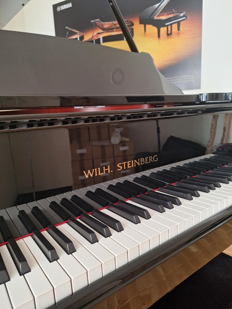 Wilh. Steinberg Flügel, Modell P-187, schwarz poliert, gebraucht,
