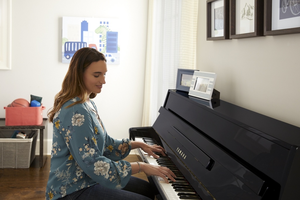 Yamaha Silent Piano B1SC3PE, schwarz poliert