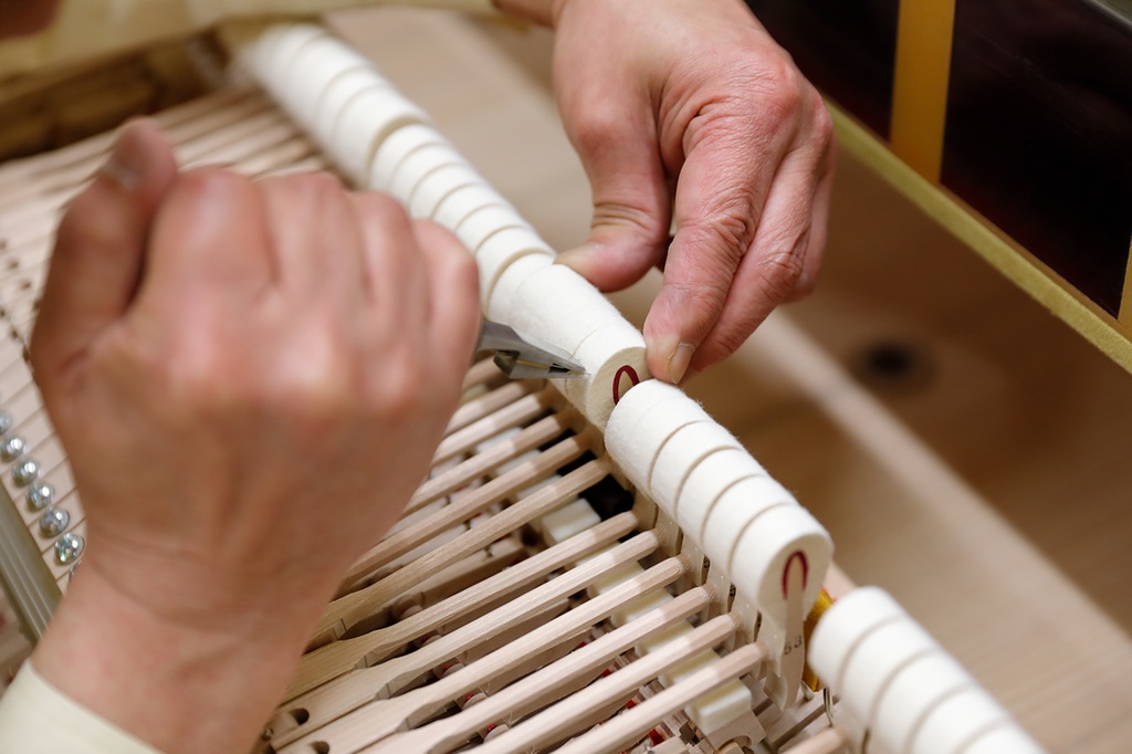 Yamaha C7X Halbkonzertflügel, schwarz poliert