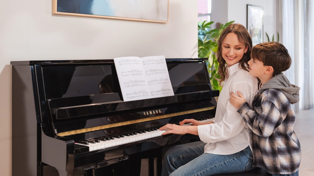 Yamaha Piano B10PE, schwarz poliert