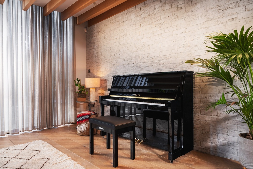 Yamaha Piano B20PE, schwarz poliert