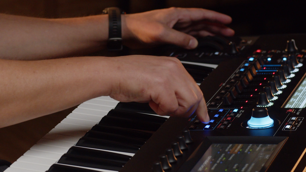 Yamaha MONTAGE M7 Synthesizer