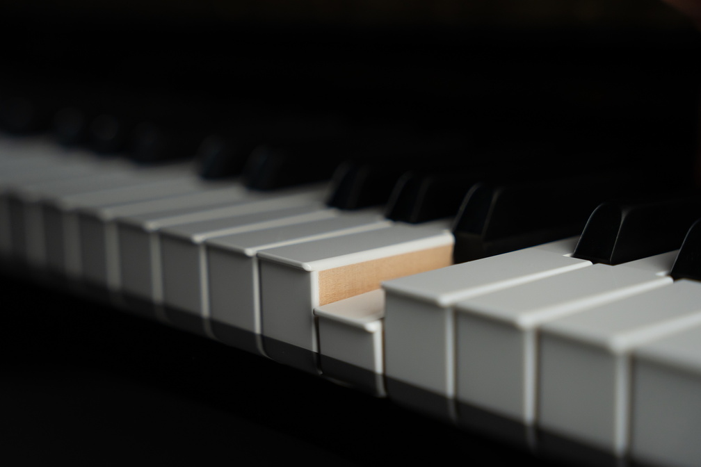 Kawai Piano K-300, schwarz poliert