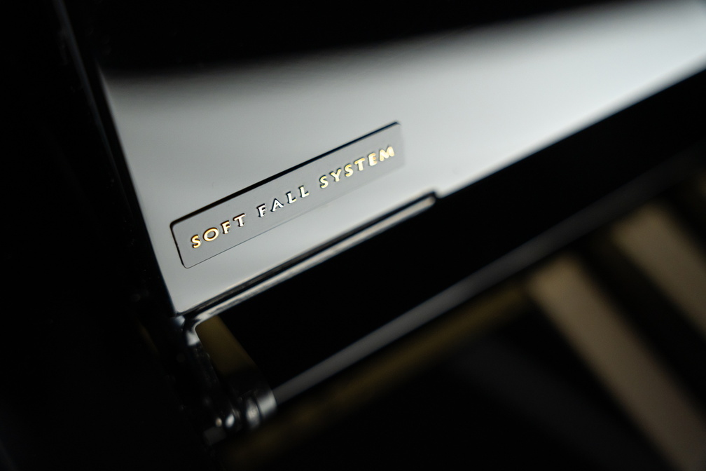 Kawai Piano K-300, schwarz poliert